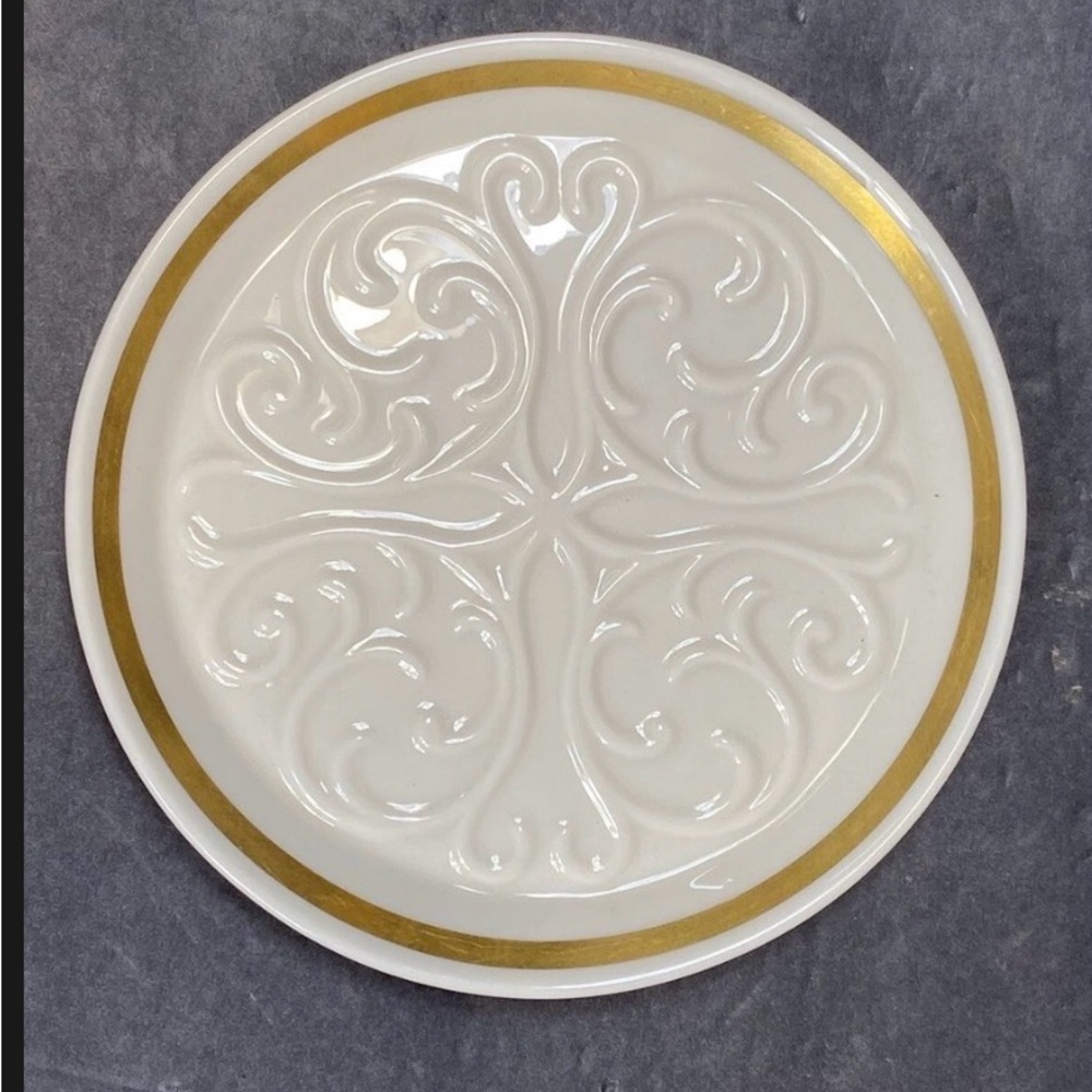 Vintage LENOX Seville Embossed Pattern Wine Coaster 6 1/4” MADE IN USA